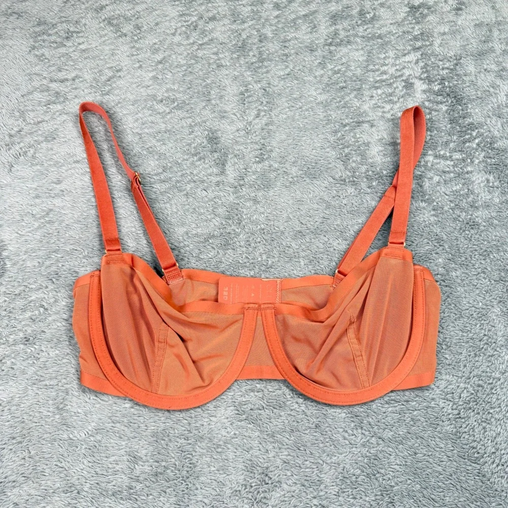 CUUP balconette mesh